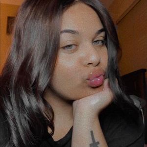 Meet your Posher, Imani